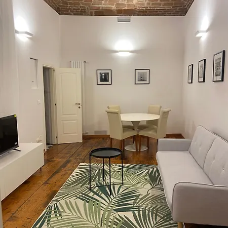 Апартаменты Casa Ortelia: In A Historic Building Болонья